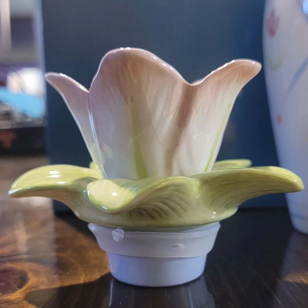 Elegant Blooms Vase & Taper Holder - Avon Floral Vase and Candle Holders - NEW